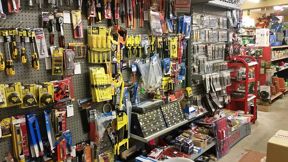 Valuing a Hardware Store