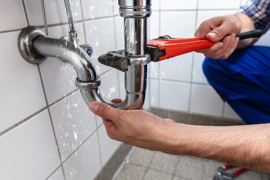 How to Value a Plumbing Company