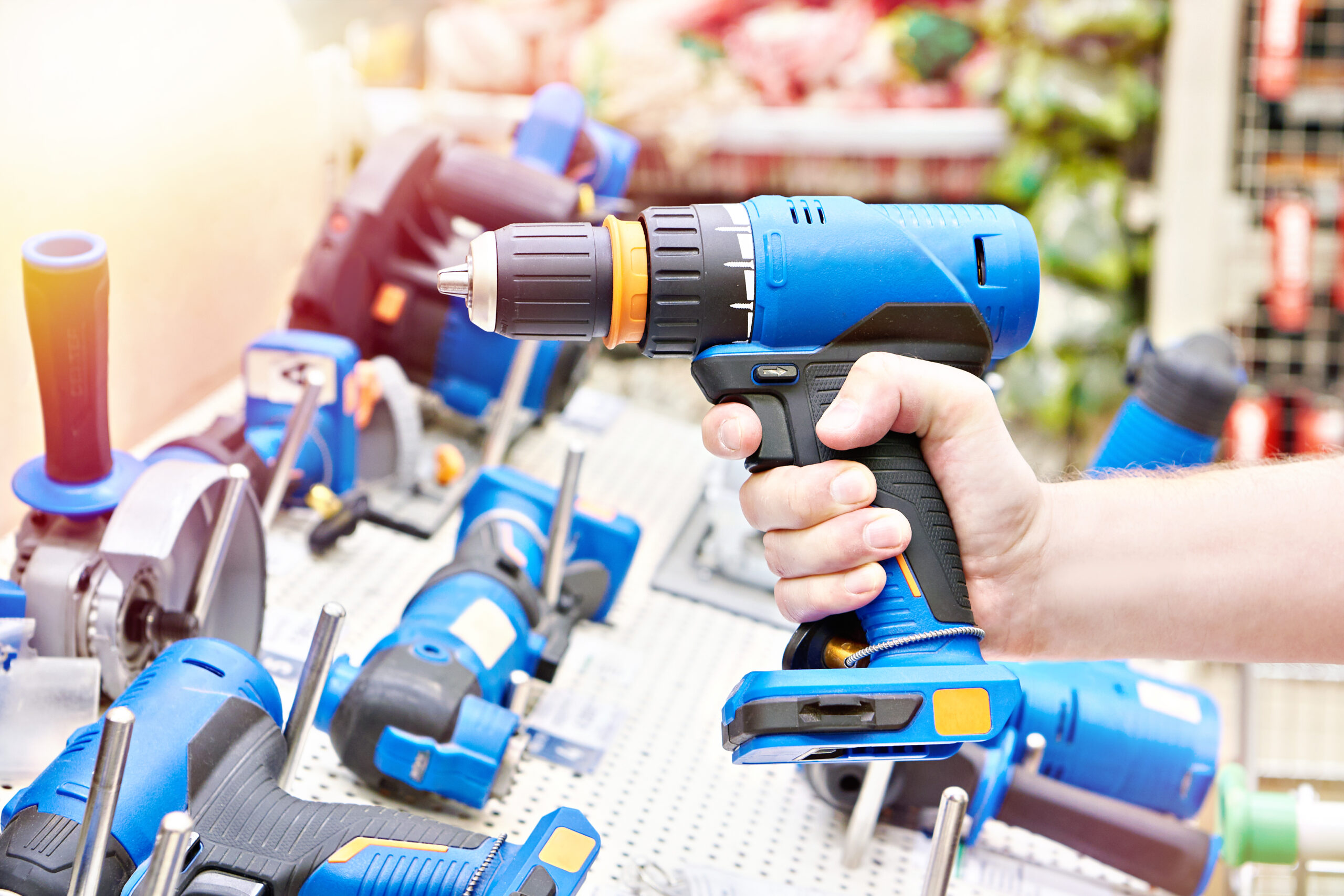 Market Multiples for a Hardware Store