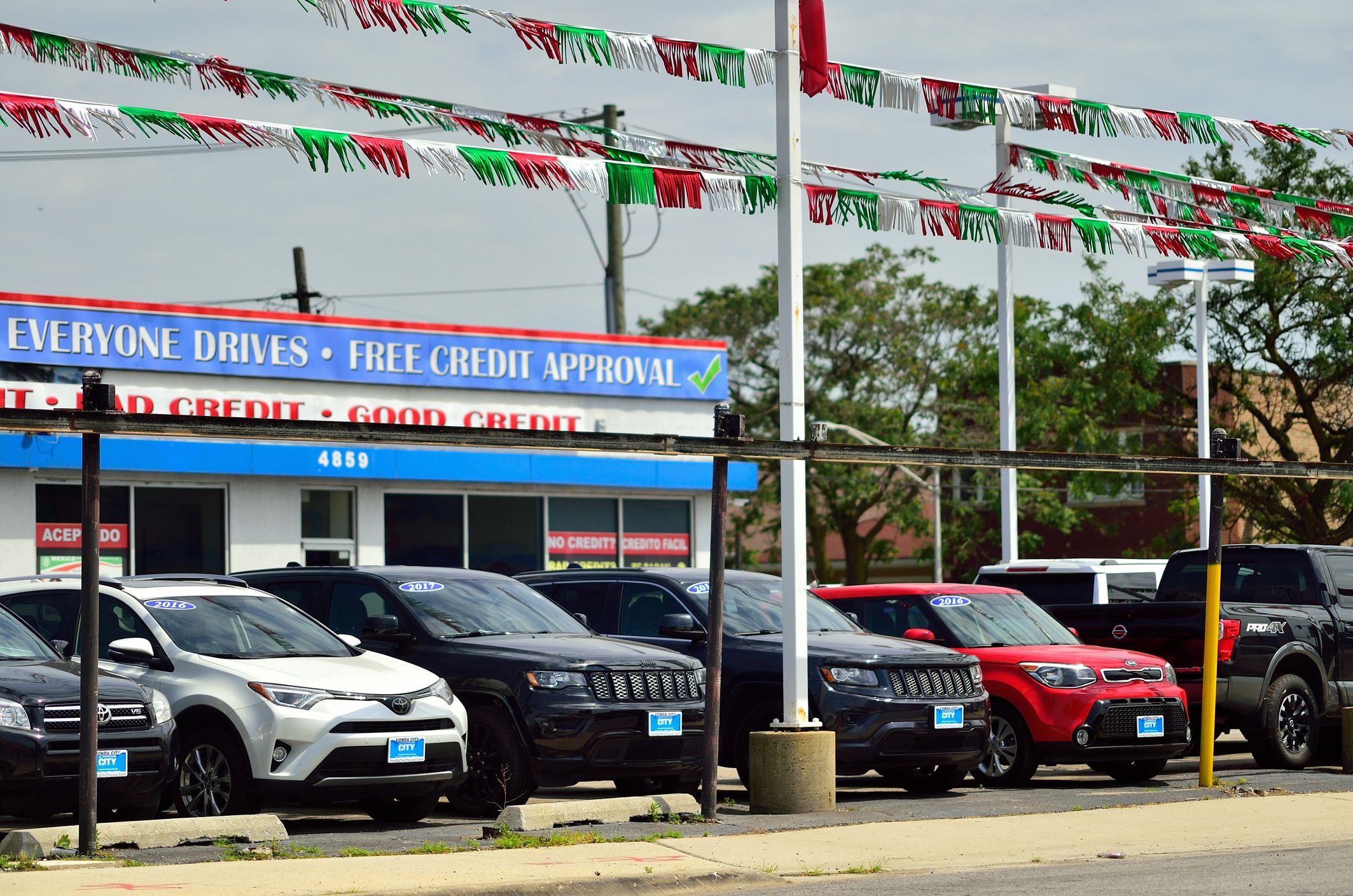 How Long Does It Take to Buy a Used Car from a Dealership  
